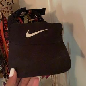 Nike visor
